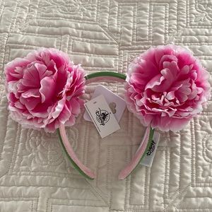 NWT Flower and Garden Peony Minnie Ears